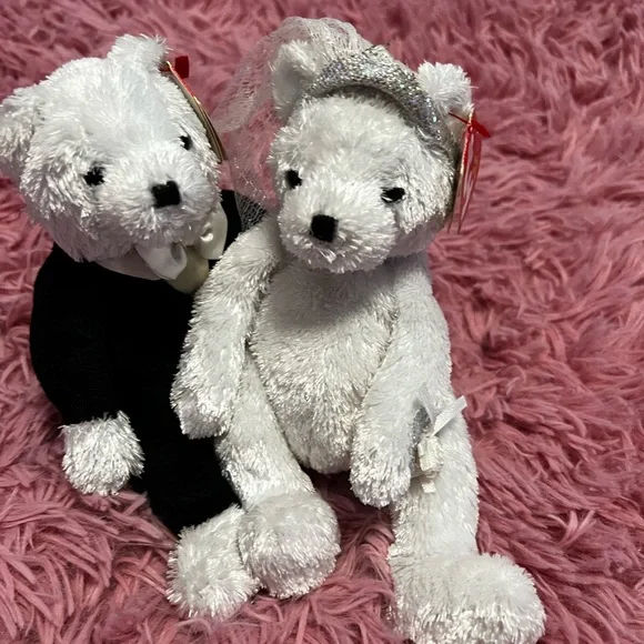 Gently used Bride and Groom Beanie Babies - Picture 3 of 9